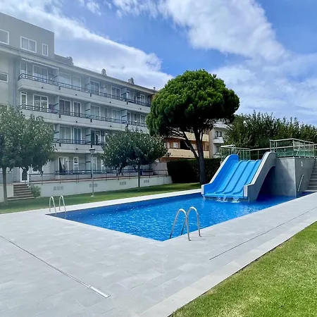 Apartamento Apartment For 3 People With Pool L'Estartit