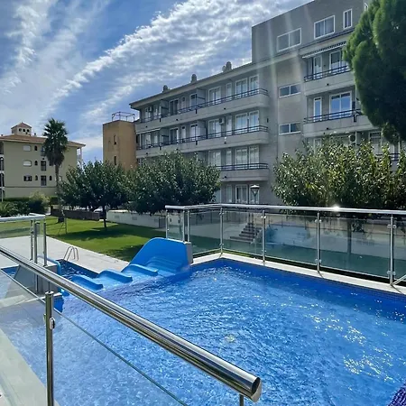 The In Estartit Apartment *